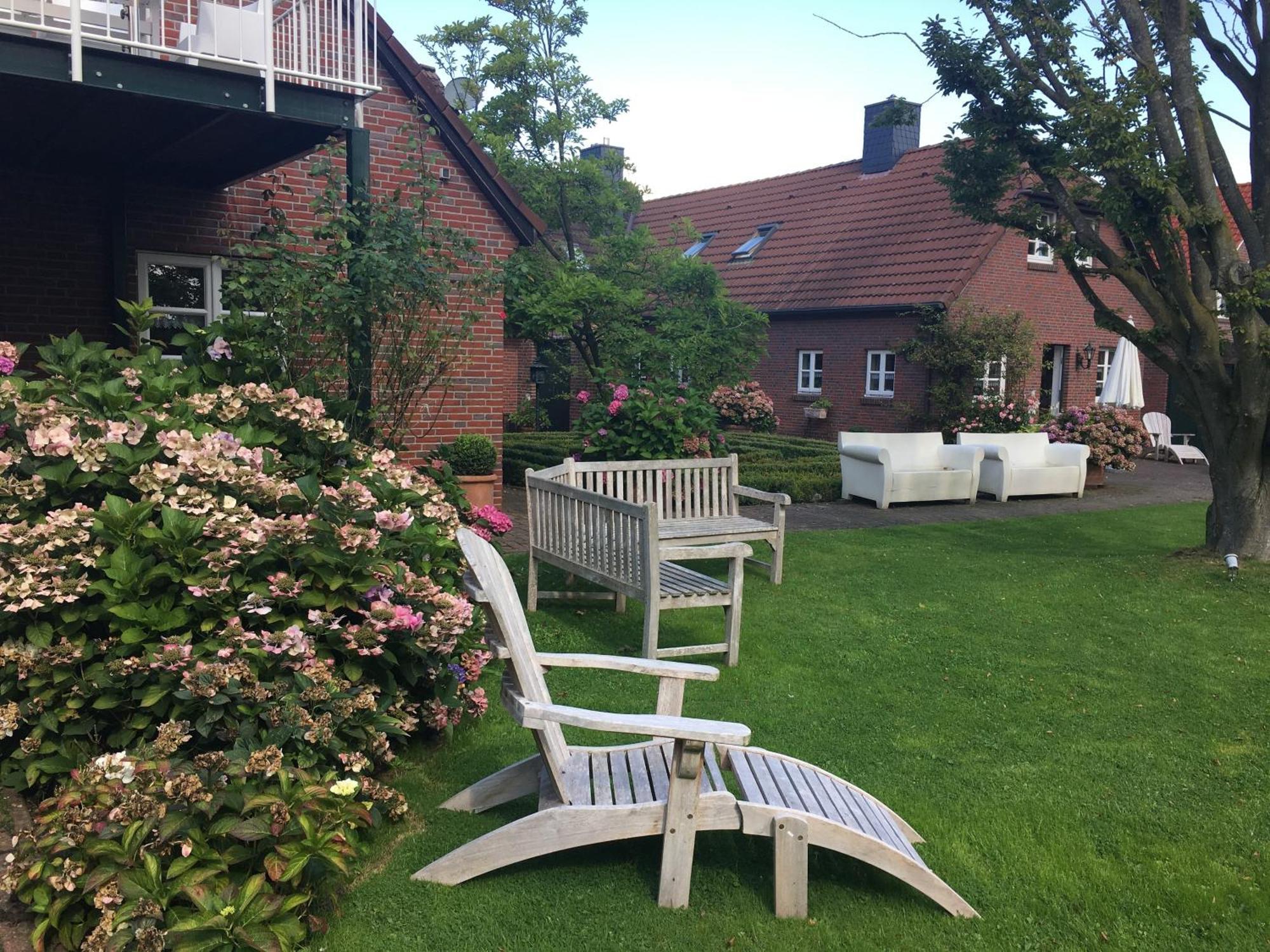 Landhaus Greetsiel Am Hafen "Meeresbrise" ครุมเฮิร์น ภายนอก รูปภาพ